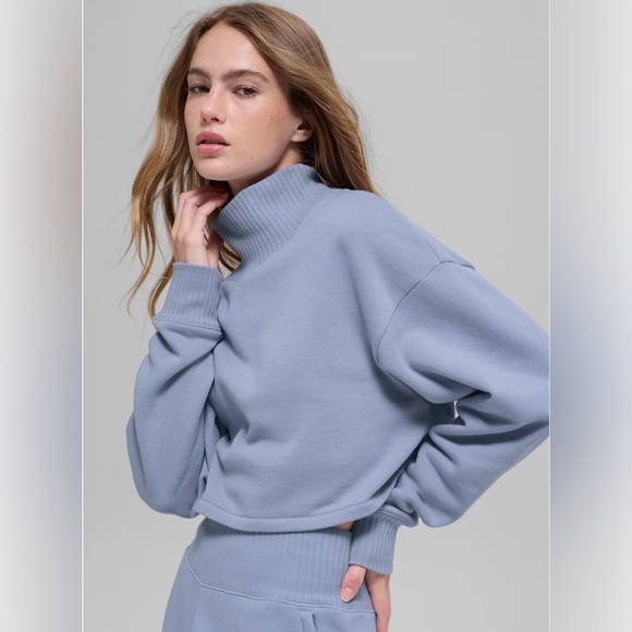 ALO Serenity Wide Leg Sweatpants & Cropped Serenity Coverup - Picture 10 of 15